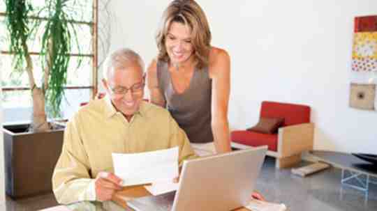 Do I need to report my 401k on taxes?
