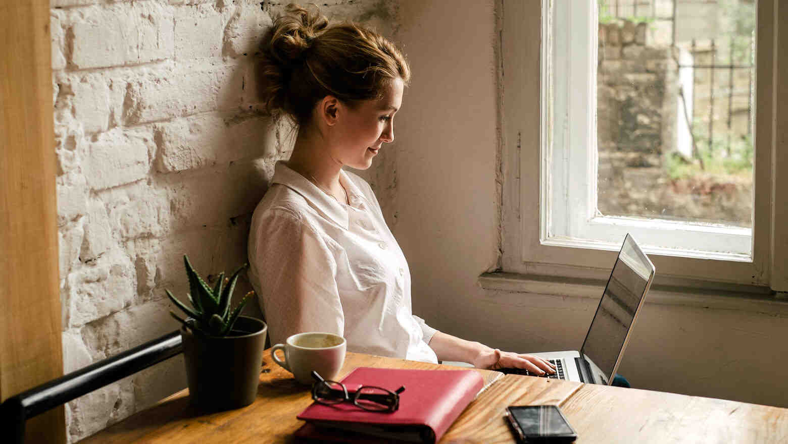 What percentage of my income should I put in my Roth IRA?