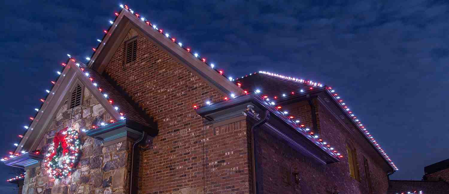 When should I take down my Christmas tree 2021?