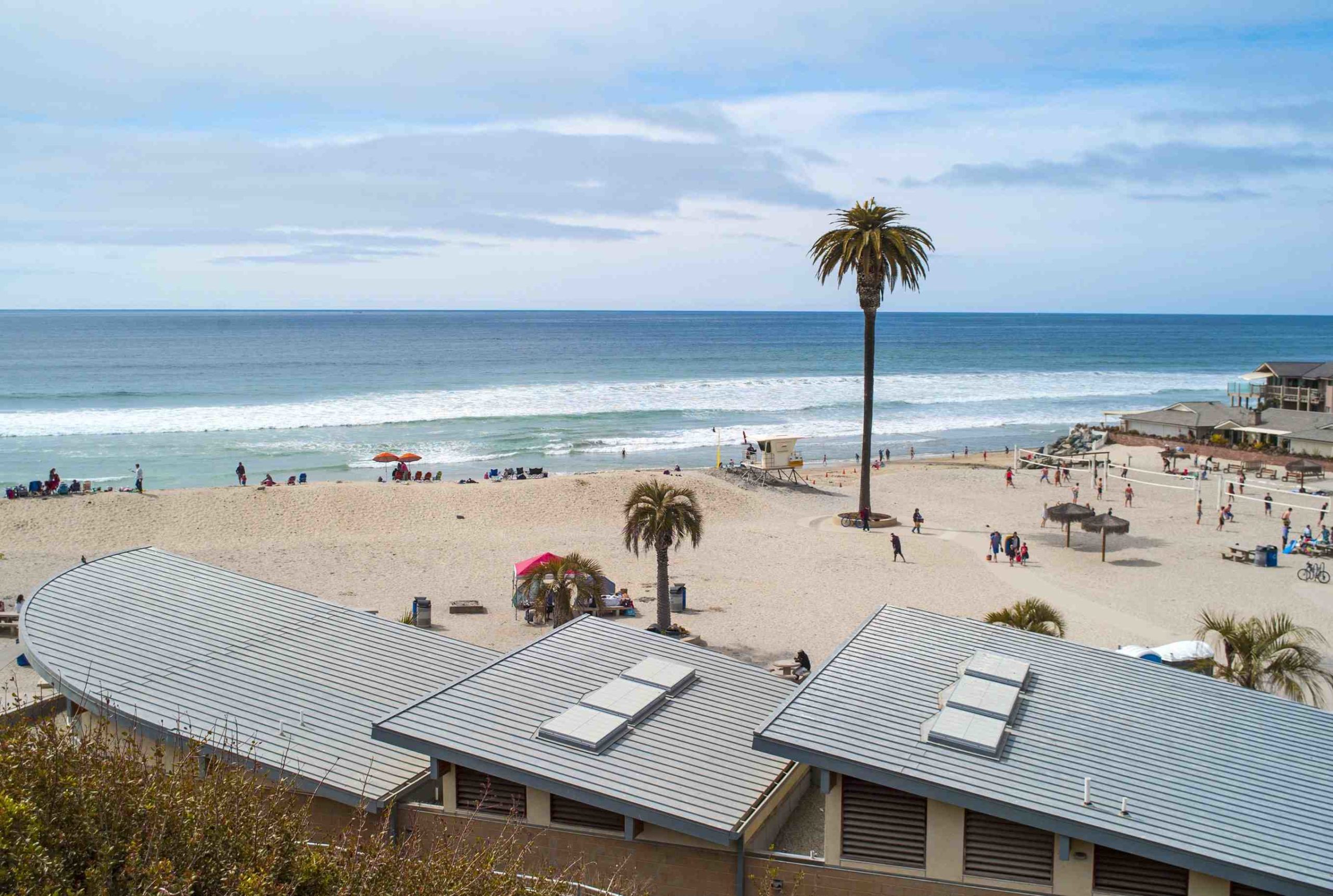 How many houses are in Encinitas?