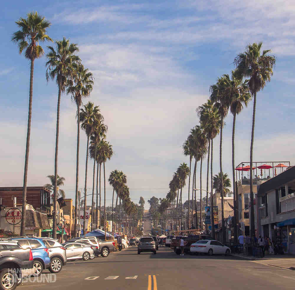 How far is San Diego airport to the beach?